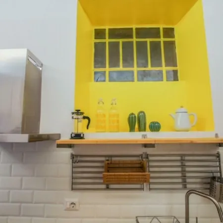 Manzoni Apartment *